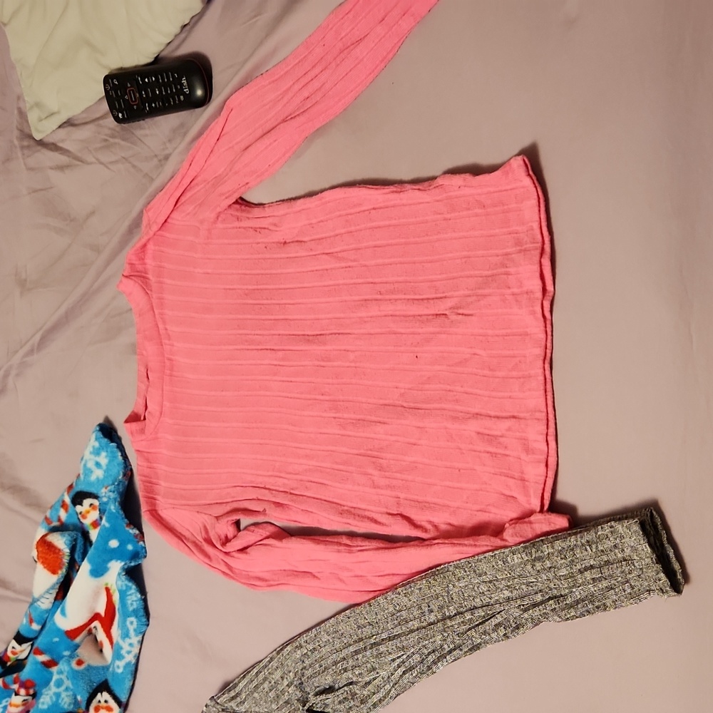 Sweater bundle - Picture 3 of 3